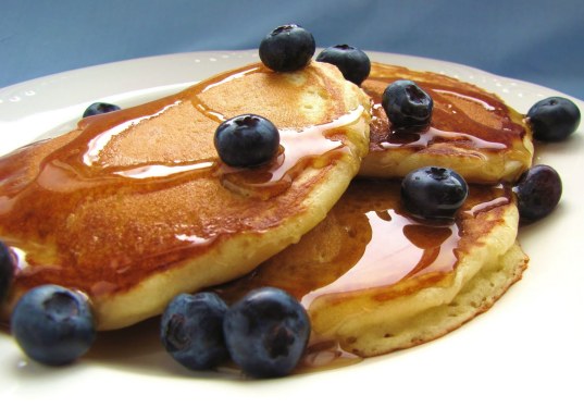 fluffy pancakes_5893_for blog